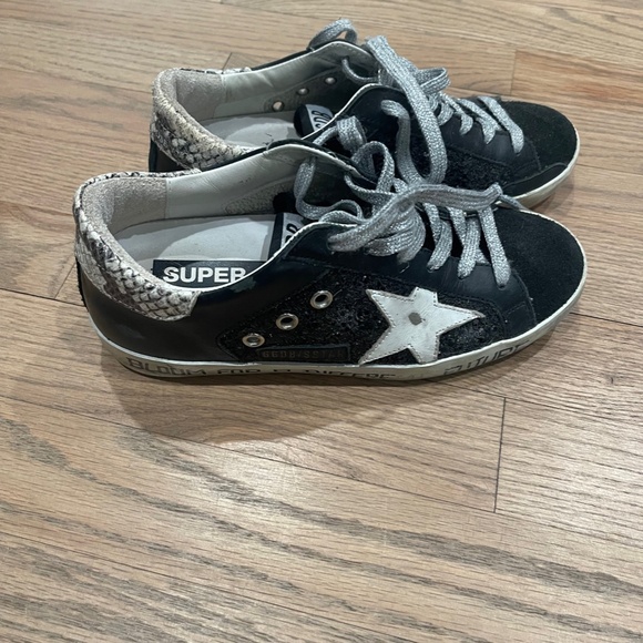 Golden Goose Super Star size 35 Authentic - Picture 2 of 5
